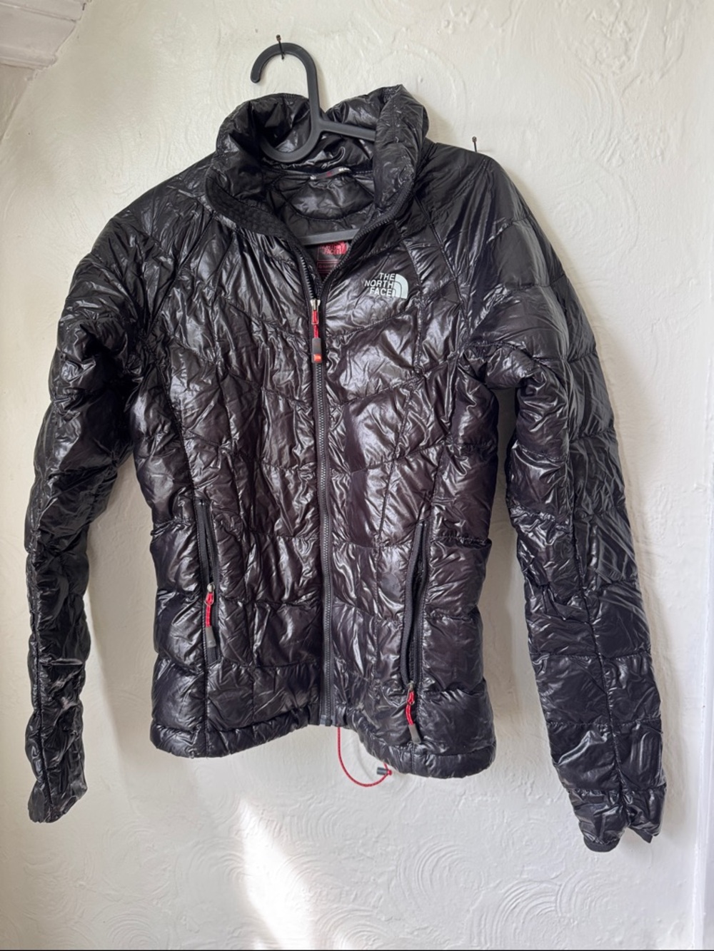 The North Face women’s xs summit series black Packable Puffer Jacket